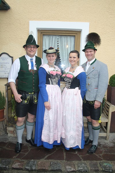 tracht_miederdirndln